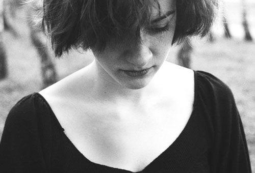 對(duì)女友心痛的句子
